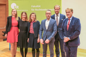 https://www.hrm-ur.de/wp-content/uploads/2023/02/LLM-1-scaled-300x200.jpg